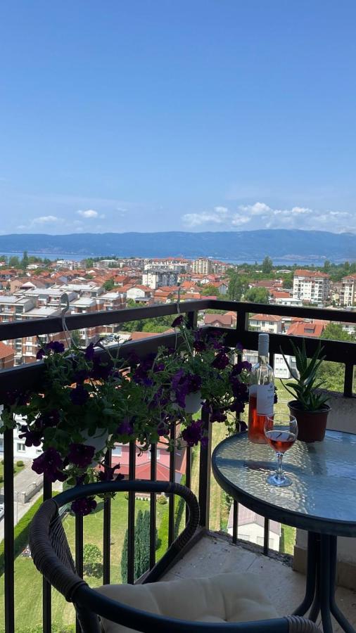 Stunning Lake And Mountain Views - Velkoski Apartments Ohrid Exterior photo